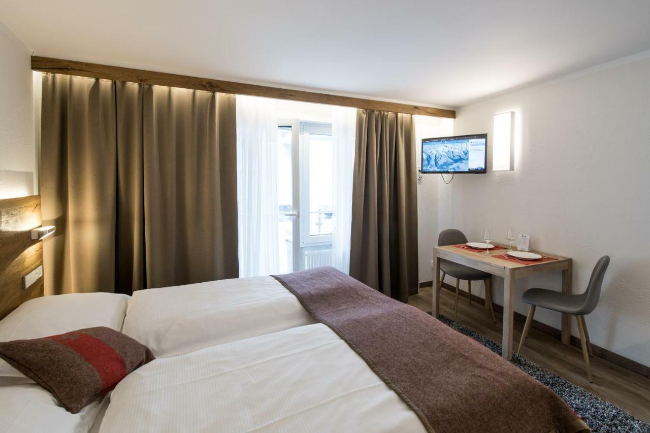 B-Inn Apartments Ζερμάτ Εξωτερικό φωτογραφία